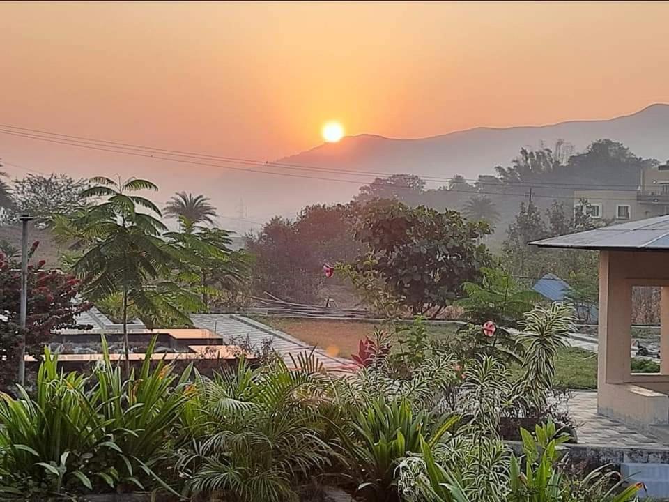 Royal Meadows - Igatpuri Bungalow C Exterior photo